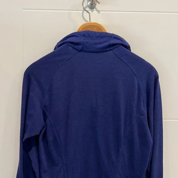Merrell long sleeve 1/4 zip shirt size small - Picture 10 of 11